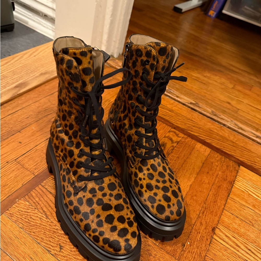 Like New Stuart Weitzman Leopard Print Lace-Up Ankle Boots
